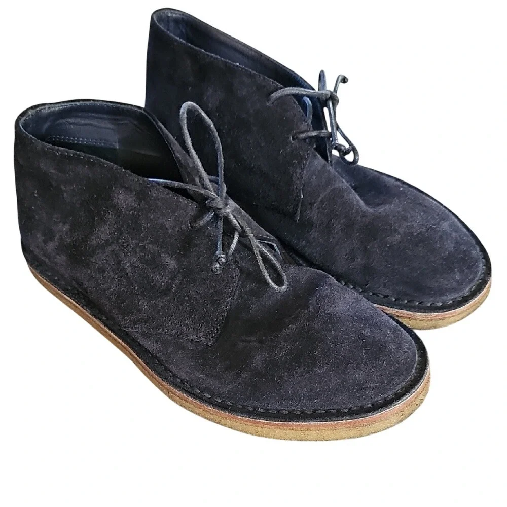 Vince Size 6 Black Suede Chukka Boots with Crepe Sole Made In Italy